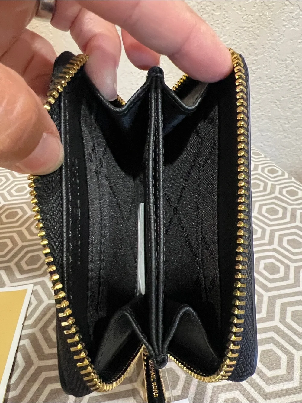 MICHAEL Michael Kors compact zip